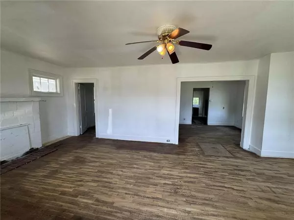 Harrisonville, MO 64701,606 N Independence ST
