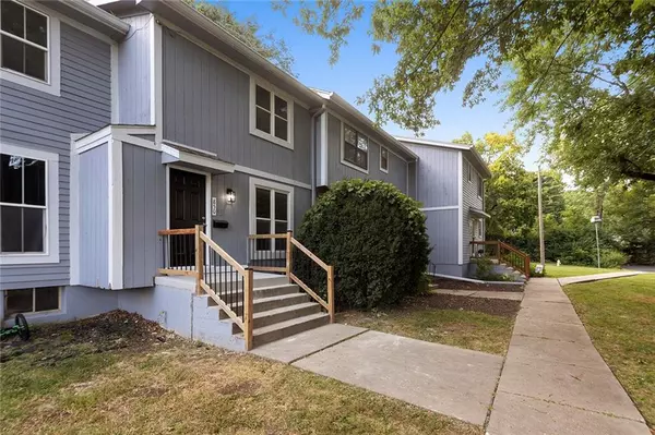 Grandview, MO 64030,850 Lakeview DR