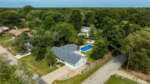 911 Turner RD, Pittsburg, KS 66762