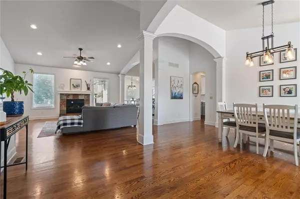 Lenexa, KS 66220,10150 Theden CIR