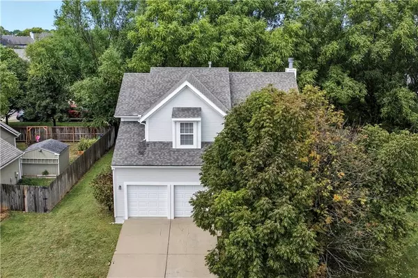 Louisburg, KS 66053,1416 Starbrooke DR