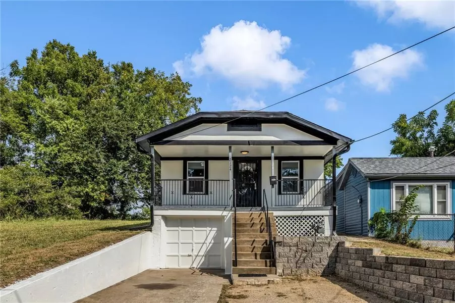 2124 Lafayette AVE, Kansas City, KS 66104