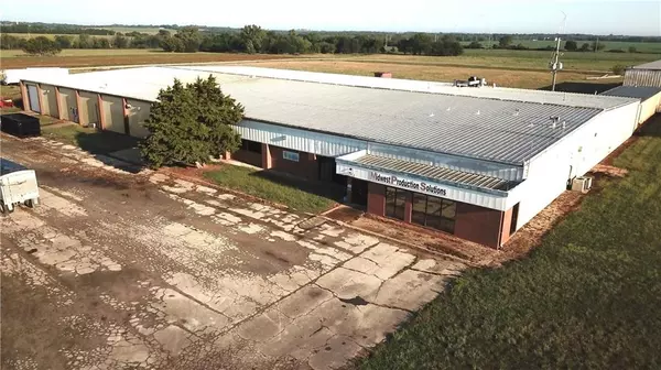1469 US Hwy 59 HWY, Moran, KS 66755