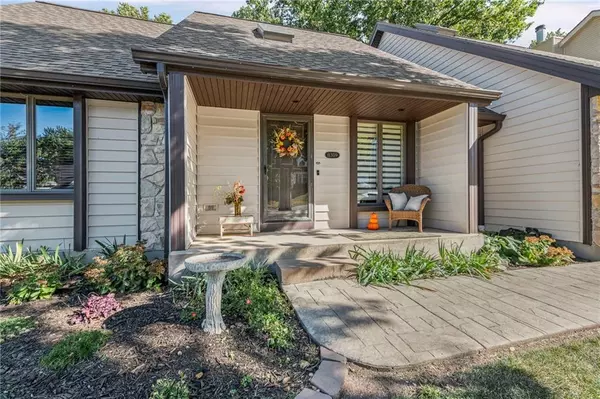 Overland Park, KS 66210,11309 Riley ST