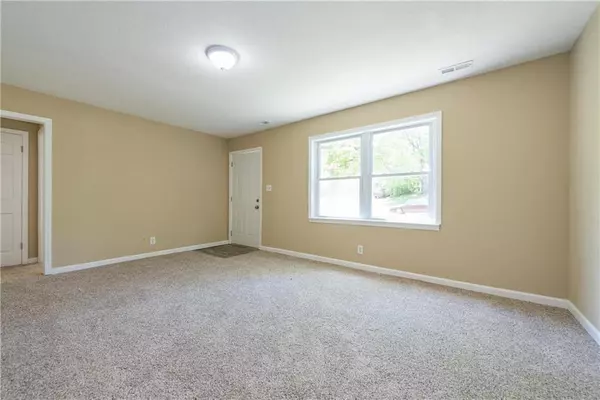 Kansas City, MO 64132,7933 Park AVE
