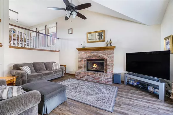 Smithville, MO 64089,220 Woodhaven DR