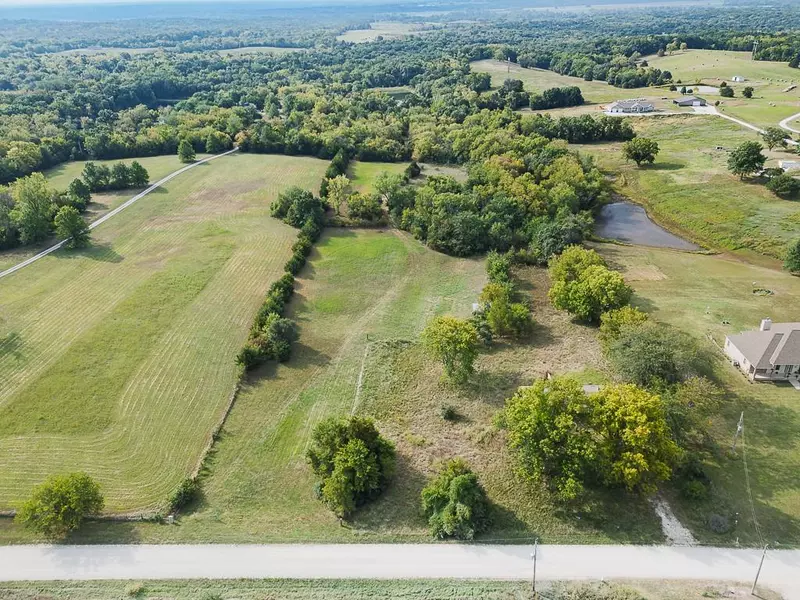 00000 Cantrell RD, Linwood, KS 66052