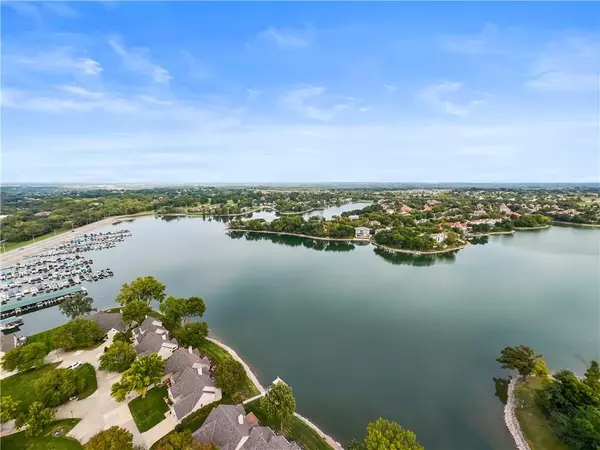 Lee's Summit, MO 64064,4605 NE DICK HOWSER CIR