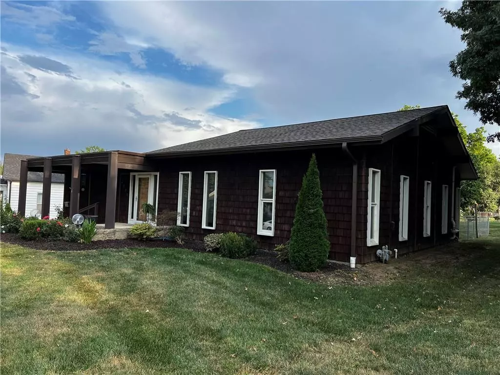 Lexington, MO 64067,2111 South ST