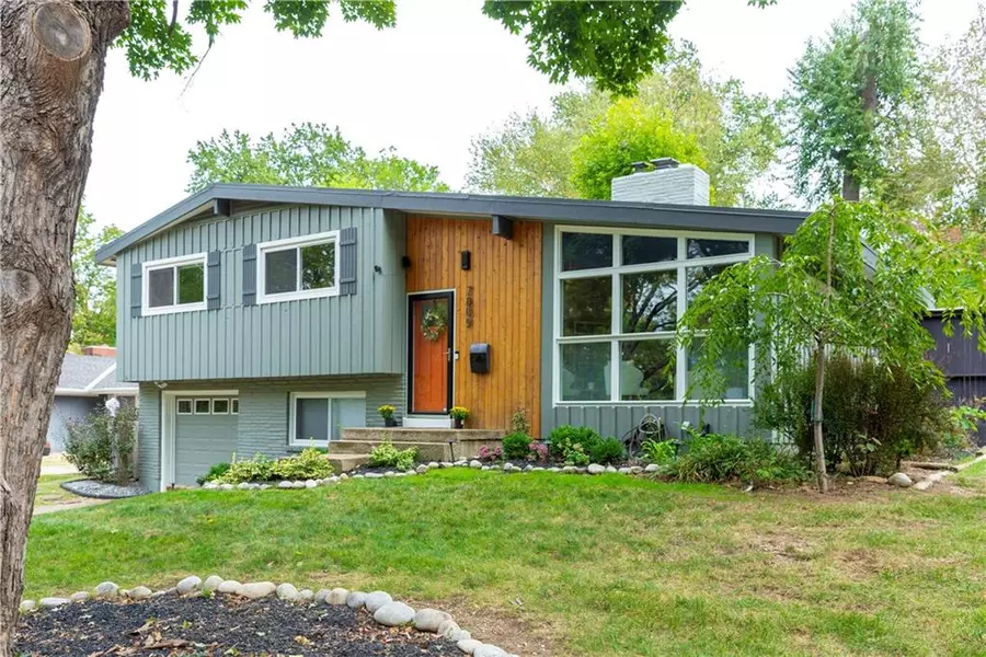 7809 Fontana ST, Prairie Village, KS 66208