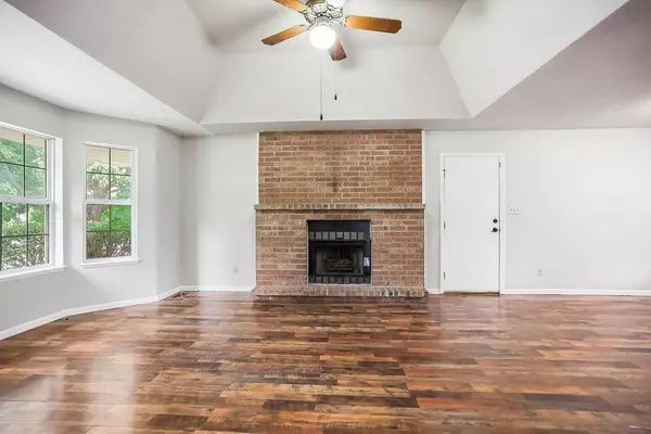 Leavenworth, KS 66048,2709 Home Place ST