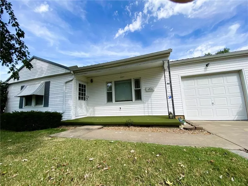 604 W Clark ST, Butler, MO 64730