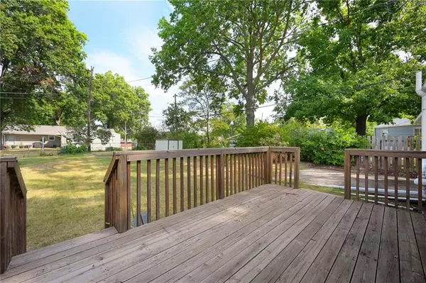 Gladstone, MO 64118,100 NW 64th TER