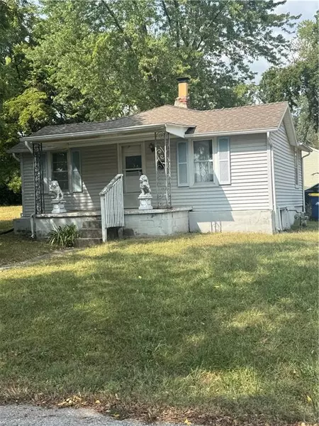 110 Ridgeway AVE, Excelsior Springs, MO 64024