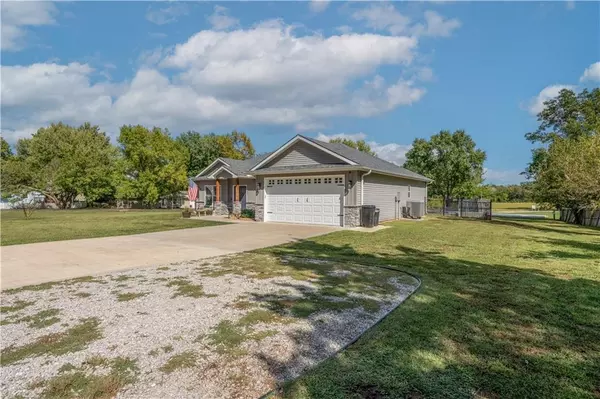 Warrensburg, MO 64093,133 SE 421st RD