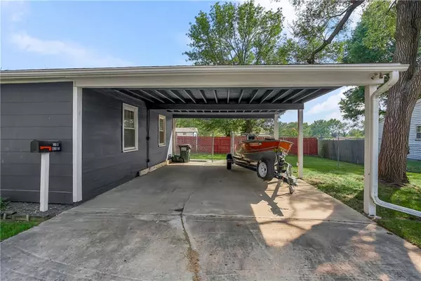 Gardner, KS 66030,314 W Main ST