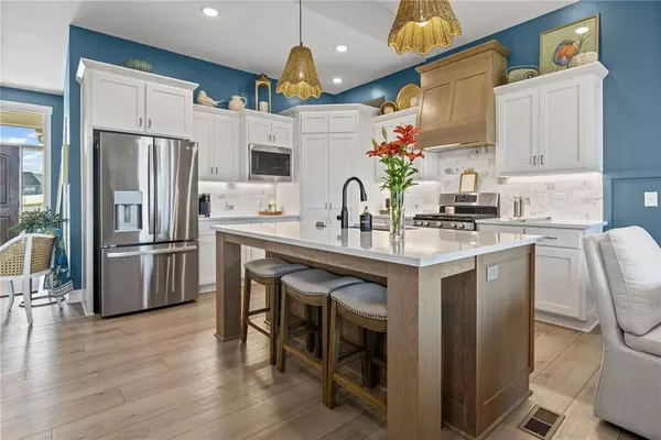 1810 Garden CT, Basehor, KS 66007