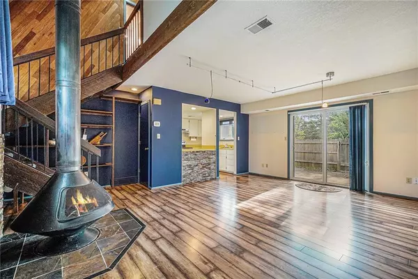 Overland Park, KS 66210,10863 Rosehill RD