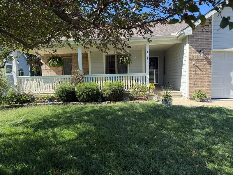 1015 Firetree AVE, Baldwin City, KS 66006