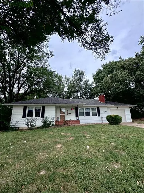 St Joseph, MO 64505,2516 N 4th ST