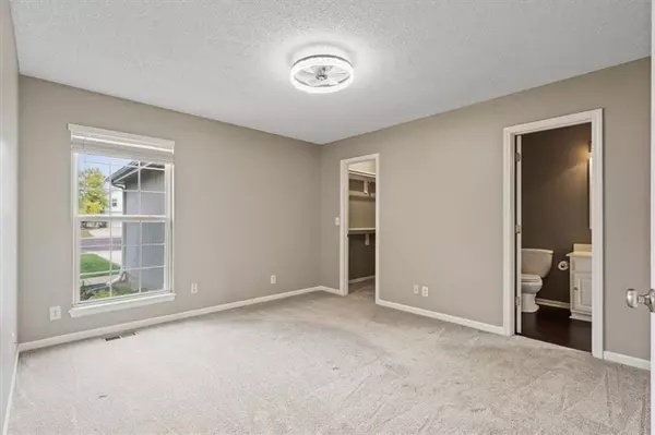 Spring Hill, KS 66083,21682 S Main ST