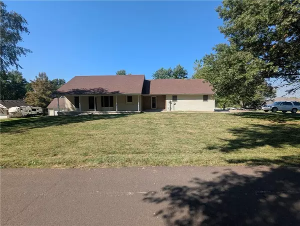 500 Ash ST, Lathrop, MO 64465
