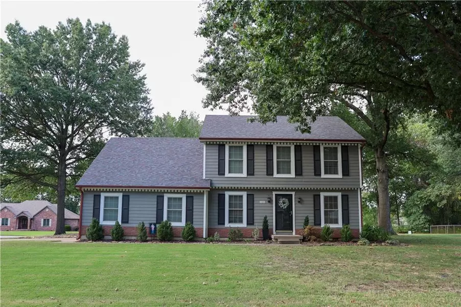 1011 Canterbury RD, Pittsburg, KS 66762