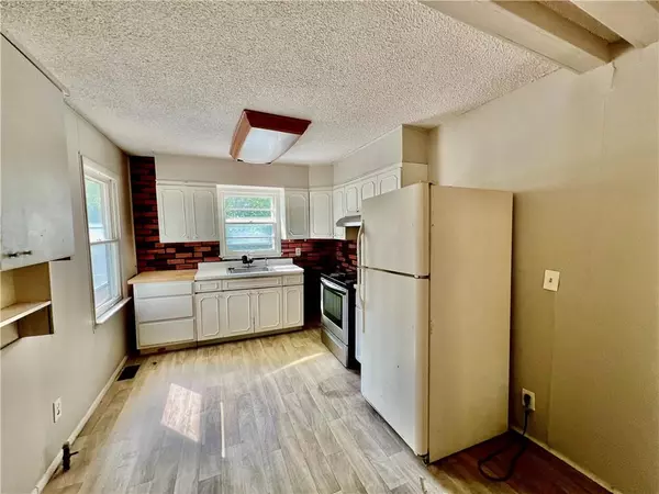 Kansas City, MO 64114,223 E Bannister RD