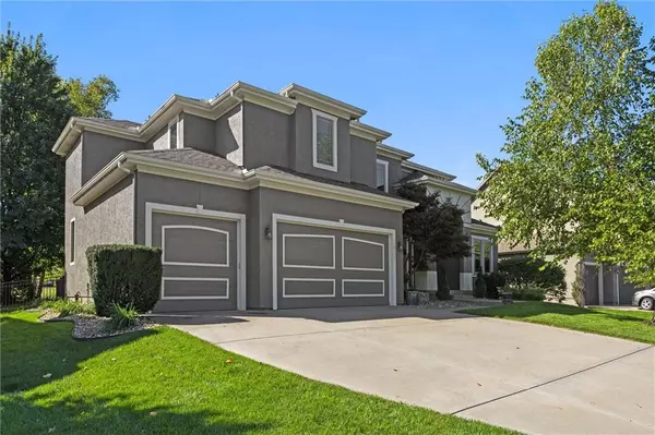 10513 W 169th ST, Overland Park, KS 66221
