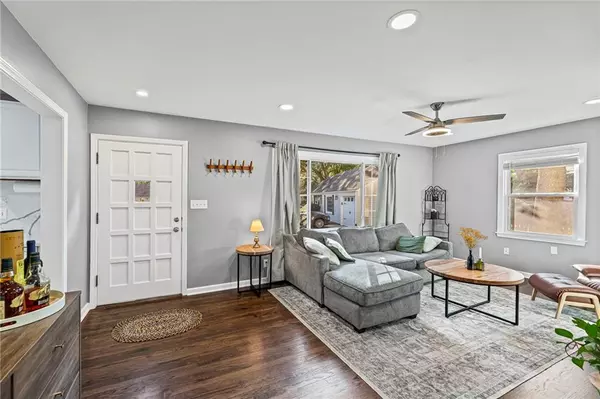 Overland Park, KS 66204,6815 W 73rd ST