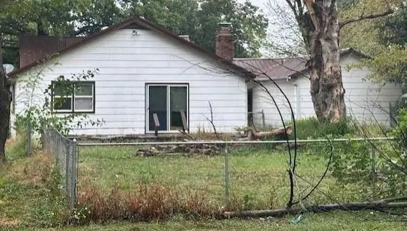 Nevada, MO 64772,504 E Lee ST