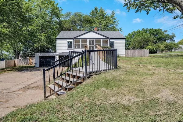 Kansas City, MO 64133,4000 Crescent AVE