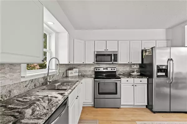 Oak Grove, MO 64075,2908 S Broadway ST