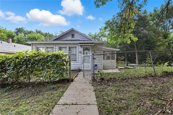 Kansas City, MO 64125,807 Beacon AVE