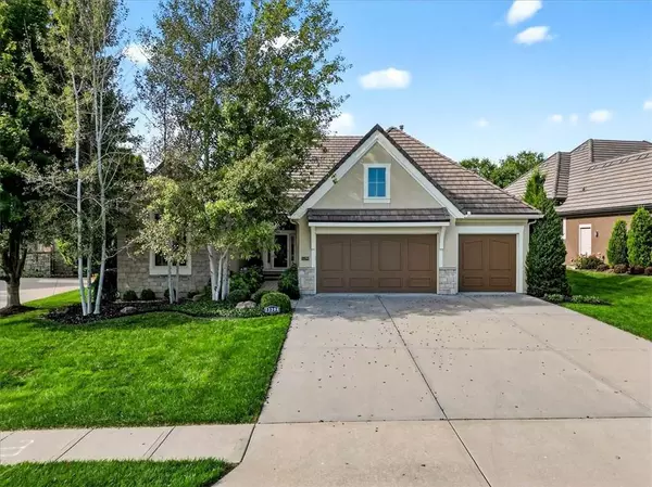 Leawood, KS 66224,15206 CATALINA ST