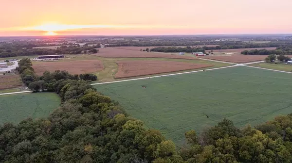 Fontana, KS 66026,000 383rd ST