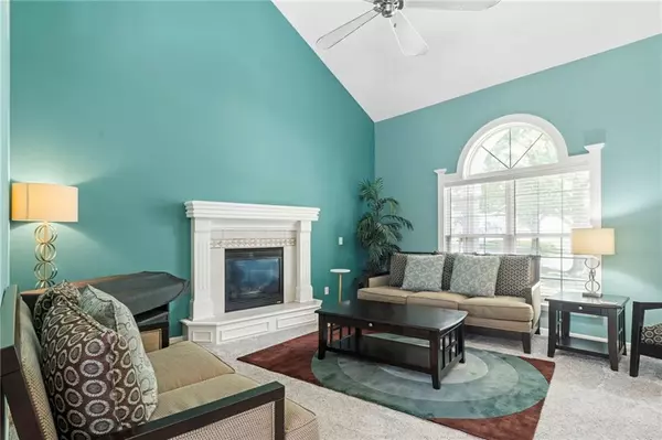 St Joseph, MO 64506,4404 Kensington DR