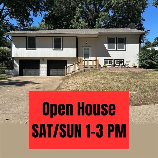 9234 Woodson DR, Overland Park, KS 66207
