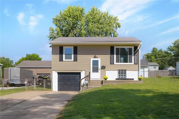 Independence, MO 64058,18100 E Shoshone DR