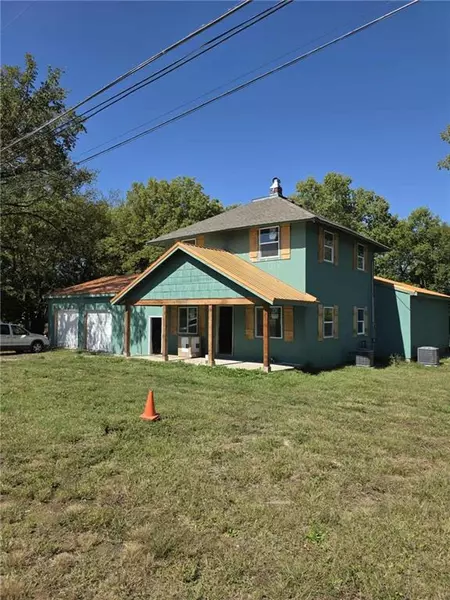315 E Park RD, Garnett, KS 66032