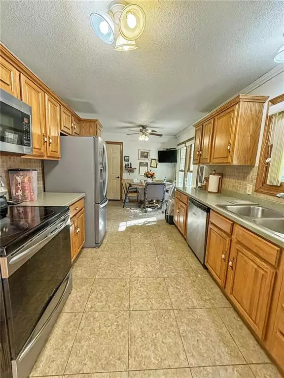 Maryville, MO 64468,1251 E Crestview DR