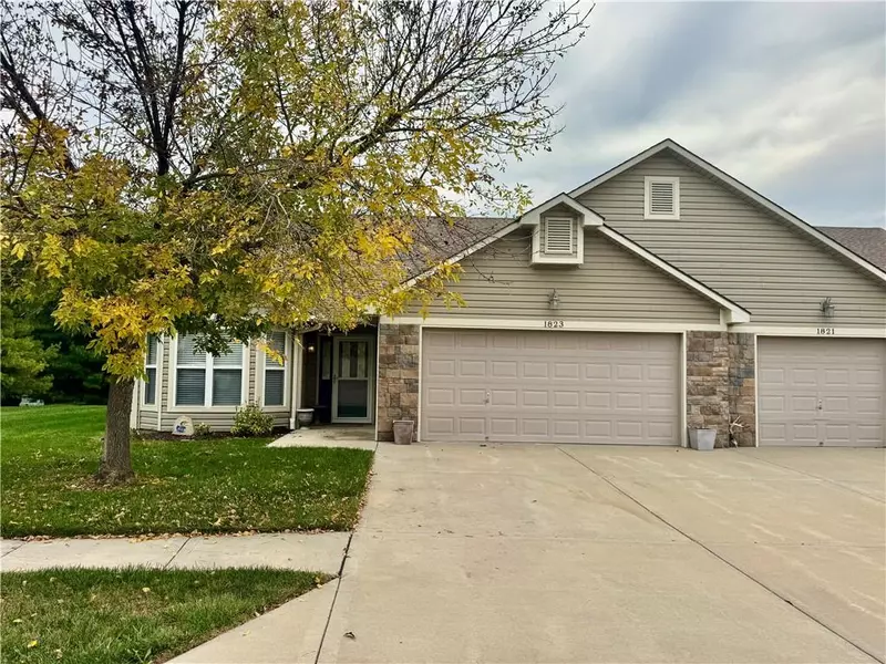 1823 N 156th TER, Basehor, KS 66007