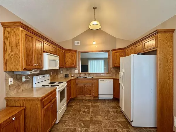 Basehor, KS 66007,1823 N 156th TER