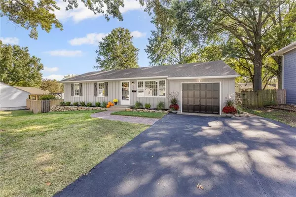 Overland Park, KS 66212,8315 W 91st TER