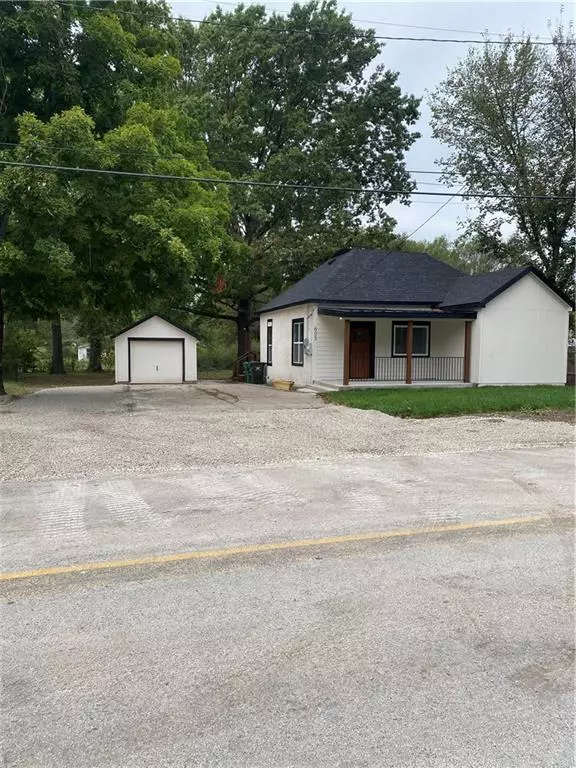 Creighton, MO 64739,605 A ST