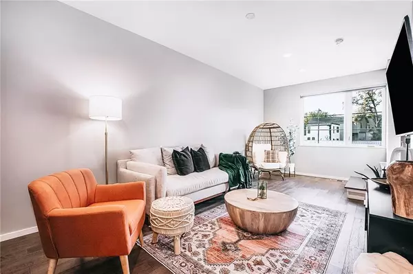 Kansas City, MO 64108,824 E 27th St ST