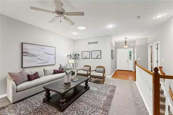 Shawnee, KS 66216,5844 Summit ST