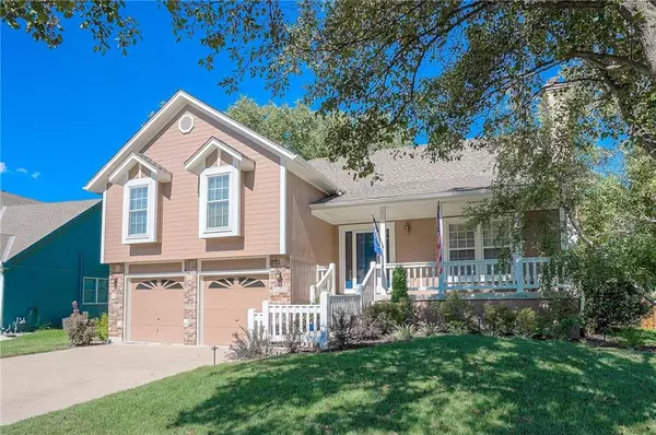 Lee's Summit, MO 64086,1404 Oakwood DR