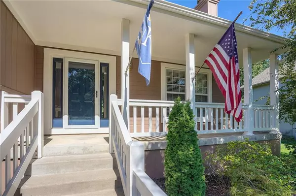 Lee's Summit, MO 64086,1404 Oakwood DR