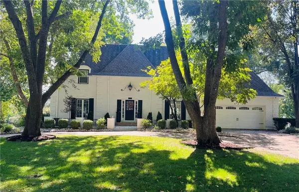 12725 High DR, Leawood, KS 66209